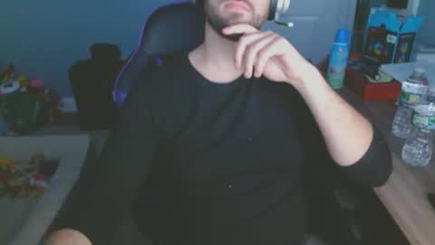 Snapshot of dannyboyx69 chatting on January 4, 3:18 am dannyboyx69 online show from January 4, 3:18 am