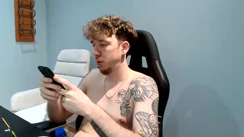 Snapshot of dannythreeyway chatting on September 14, 4:14 am DannyThreeWay online show from September 14, 4:14 am