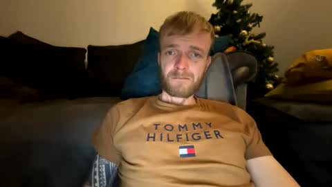 danpotter90 online show from December 9, 12:34 am