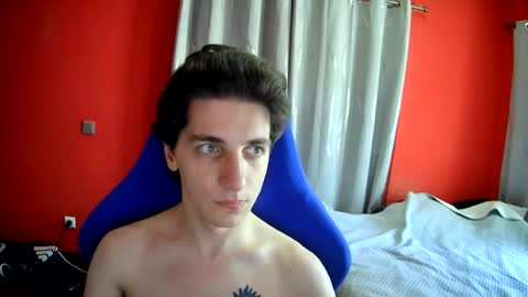 danywhiteyb online show from June 28, 11:49 am