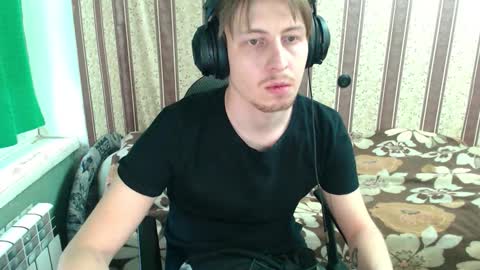 darienlarge online show from November 30, 8:49 am