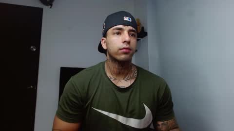 Darius Phoenix  online show from January 9, 10:15 pm