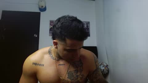 Darius Phoenix  online show from October 16, 12:29 am