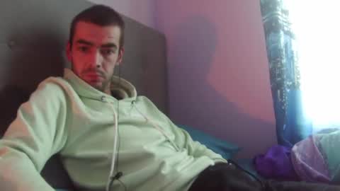 dark377 online show from October 11, 4:33 pm