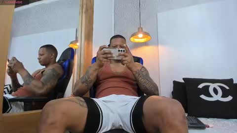 dark_dominion online show from February 22, 1:34 pm