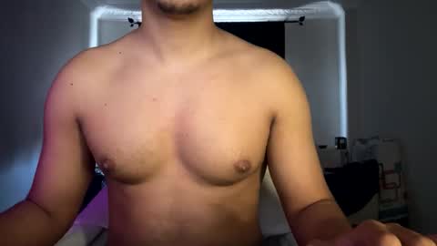 darklight69s25 online show from April 25, 3:42 pm