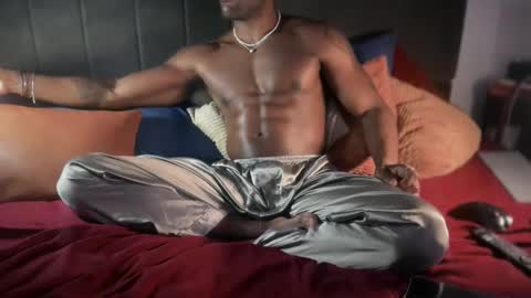 darkmattre02 online show from November 10, 12:15 am