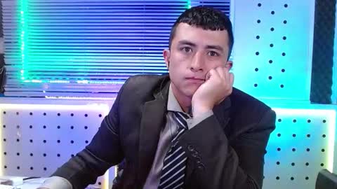 DARKO0717 online show from March 4, 5:53 pm