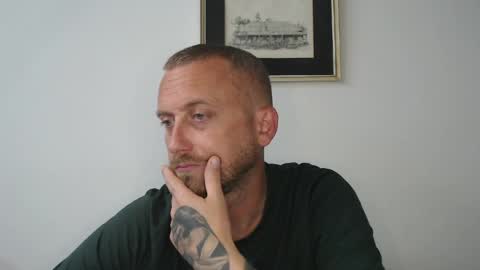 Tony online show from April 11, 9:29 pm