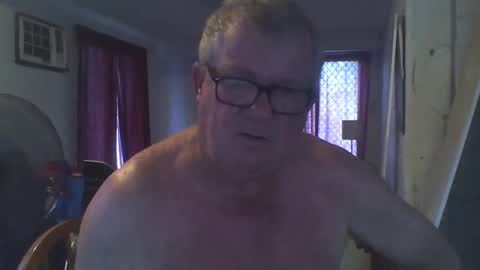 Snapshot of darwincock chatting on January 11, 10:29 pm darwincock online show from January 11, 10:29 pm