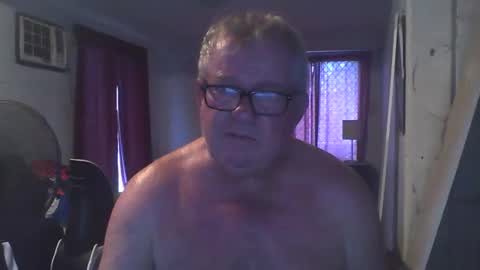 Snapshot of darwincock chatting on January 21, 10:08 pm darwincock online show from January 21, 10:08 pm