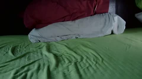 dave77a2200 online show from January 3, 1:25 pm