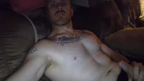 Snapshot of dave8404 chatting on October 29, 1:03 pm Dave online show from October 29, 1:03 pm