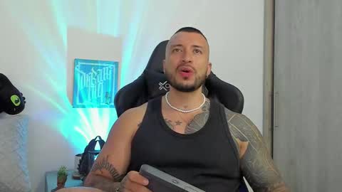 DAVE MAX online show from October 30, 1:52 am