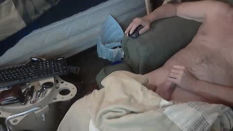 Snapshot of daveinbama chatting on January 2, 5:35 am daveinbama online show from January 2, 5:35 am