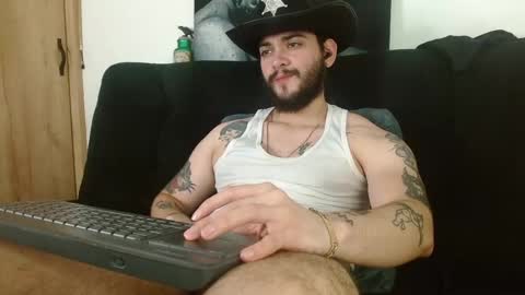 Twitter davidsanctum online show from October 30, 9:49 pm