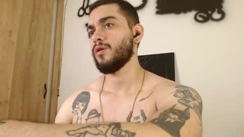 Twitter davidsanctum online show from March 11, 6:09 am