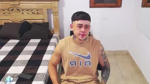 luis online show from November 14, 9:44 am