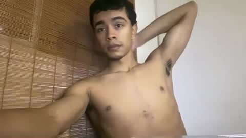 davidth000 online show from February 2, 6:23 am