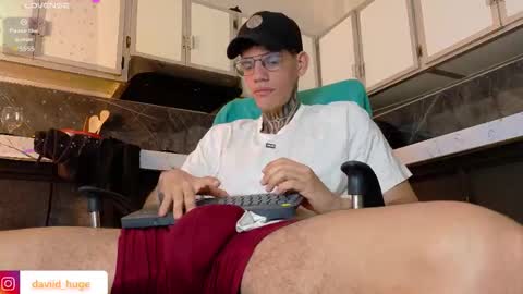 daviid_huge online show from March 18, 7:55 am