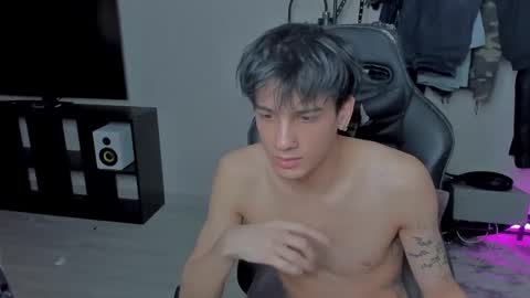 davis online show from March 11, 7:37 am