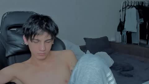 davis online show from December 20, 8:12 pm