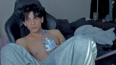 davis online show from December 5, 8:34 pm