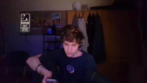 dawgyoassout online show from March 31, 4:47 am