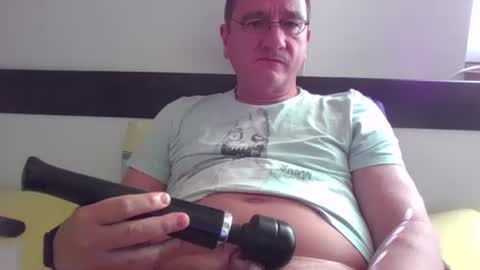 Play with me while I watch you german handsome squirtlover love small girls small tits big clit cut c2c shaved online show from April 8, 7:41 am