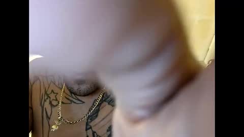 deadbirdink8o8 online show from December 1, 10:18 am