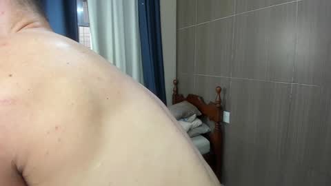 Dean online show from February 3, 8:13 pm