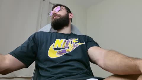 Dean online show from September 22, 9:25 pm