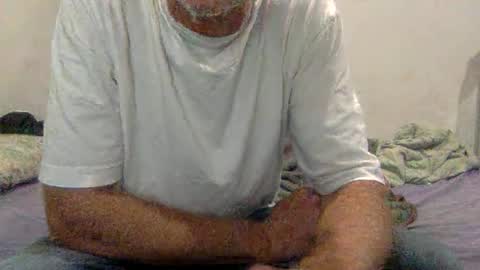 deanofflove221000 online show from April 16, 2:11 am