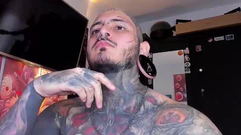    online show from December 28, 7:01 pm