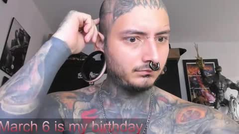    online show from March 4, 6:18 pm