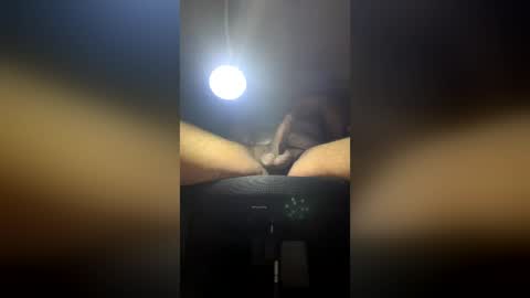 deethebarber25 online show from June 17, 6:48 am