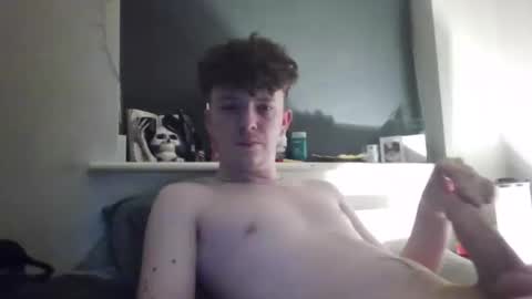 deetwo345 online show from April 28, 9:19 pm