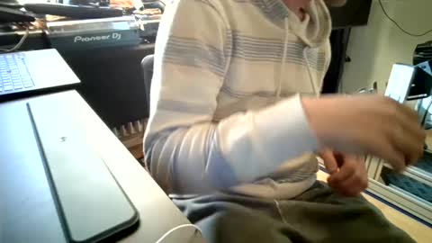 Snapshot of degrandis chatting on January 20, 11:24 am Luka Magic online show from January 20, 11:24 am