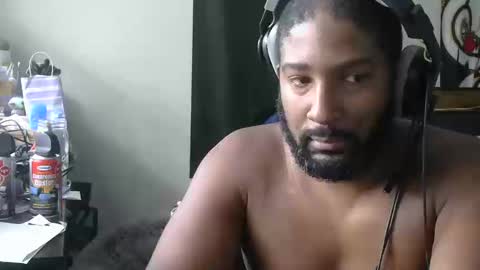 delta7012 online show from October 11, 4:22 pm