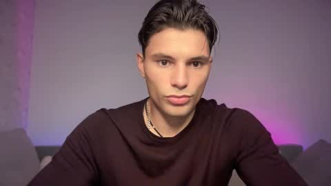 Den online show from September 18, 8:27 am