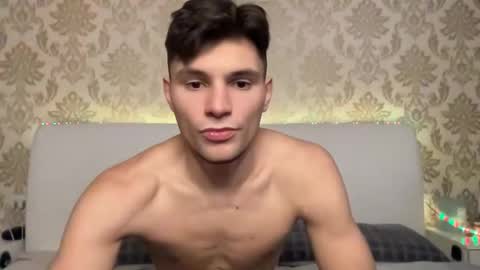 Den online show from February 20, 10:37 am