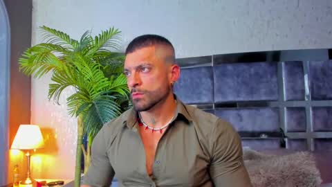 dennis_cox_ online show from March 6, 11:36 am