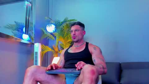 dennis_cox_ online show from October 9, 7:13 am