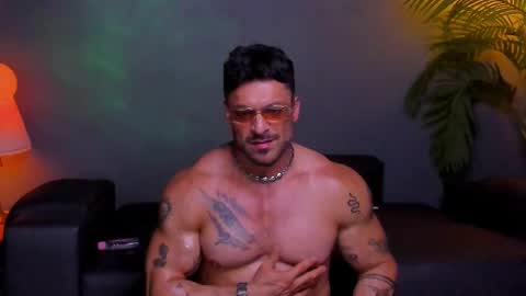 dennis_cox_ online show from November 13, 1:38 pm