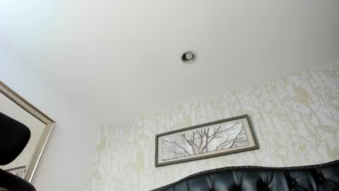 denzelrios online show from March 28, 8:36 am