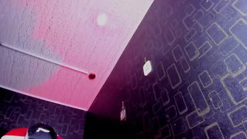Dereck online show from June 9, 1:24 pm