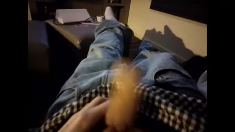 Snapshot of derek69397177 chatting on February 2, 12:09 am derek69397177 online show from February 2, 12:09 am