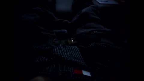 Snapshot of derek69397177 chatting on January 6, 8:03 am derek69397177 online show from January 6, 8:03 am