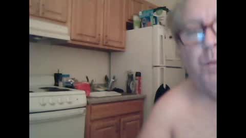 derrickkearley2055 online show from October 27, 2:03 am