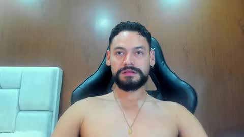 DerryBigger CM online show from September 23, 7:35 pm